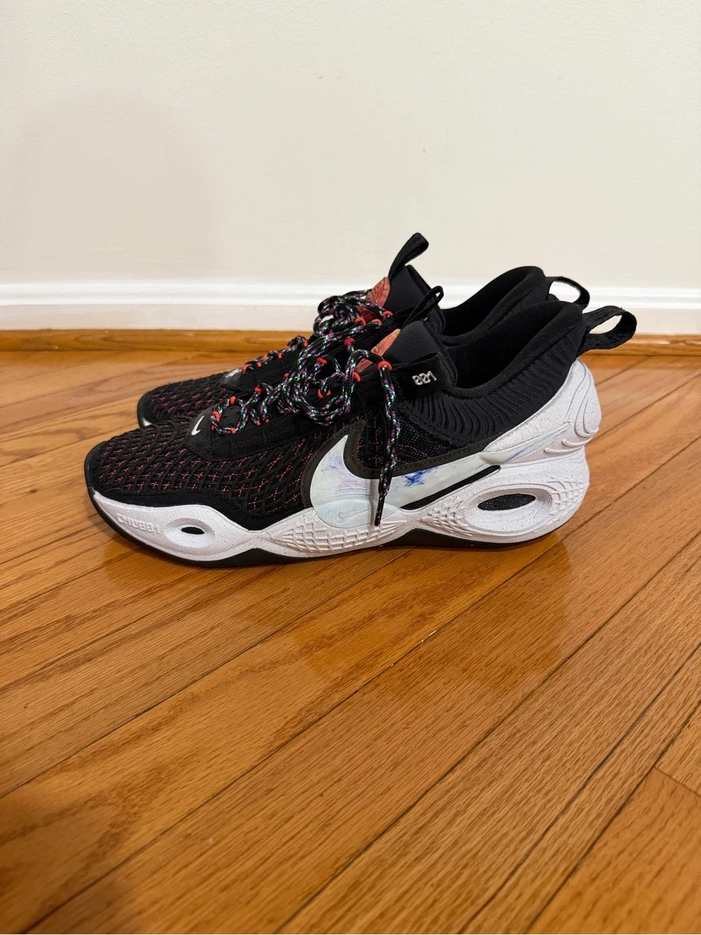 Nike Black Multicolor Knit Athletic Shoes